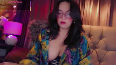 Snapshot of hay_fa chatting on 12/02/25, 03:45 HAYFA online show from 12/02/25, 03:45