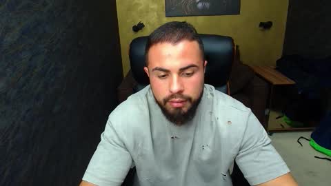 HayesWood online show from 10/29/25, 05:42