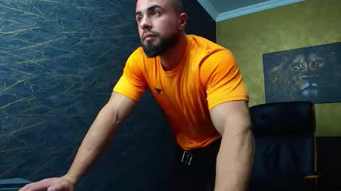 HayesWood online show from 11/08/25, 06:13