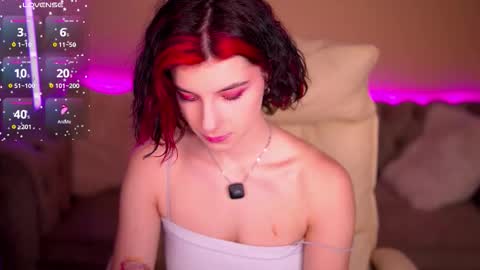 haylaamber online show from 03/25/26, 02:34