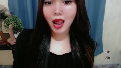 haylee online show from 01/01/25, 12:21