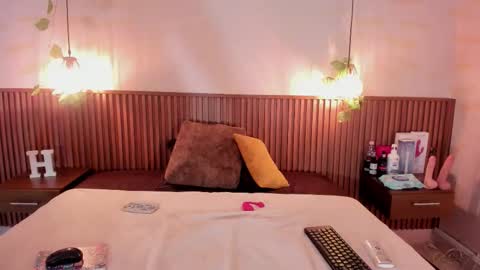 haylenpark online show from 11/08/25, 10:15