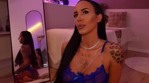 Hayley online show from 01/31/26, 09:57