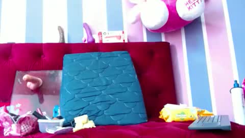 hayley miller online show from 12/14/25, 05:29