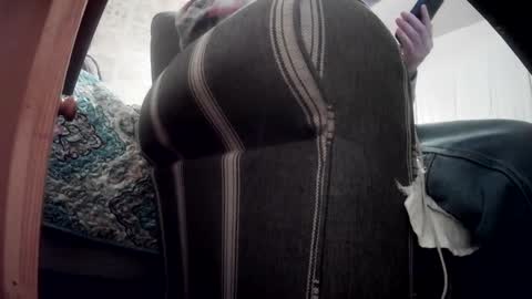 Snapshot of haywired1 chatting on 12/25/24, 02:25 Haywired online show from 12/25/24, 02:25