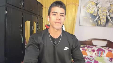 Snapshot of hazbinstudio chatting on 10/31/25, 02:29 hazbinstudio online show from 10/31/25, 02:29