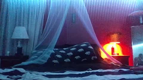 Snapshot of hazel_lust chatting on 01/19/25, 04:01 Hazel Lust online show from 01/19/25, 04:01