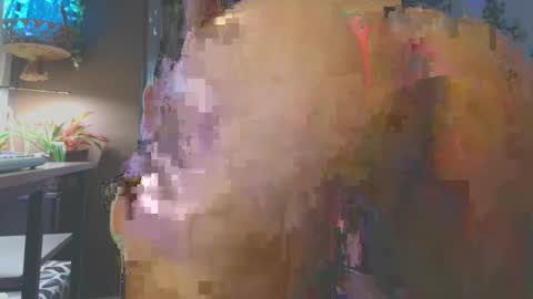 Snapshot of hazel_lyn222 chatting on 02/15/25, 12:48 Hazel online show from 02/15/25, 12:48