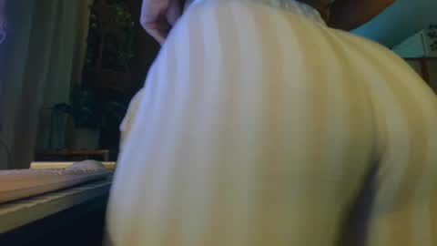 Hazel online show from 07/31/26, 04:06