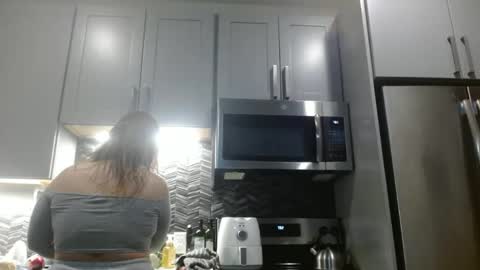 Hazel online show from 02/25/25, 01:30