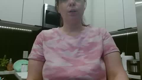 Hazel online show from 02/27/26, 12:10