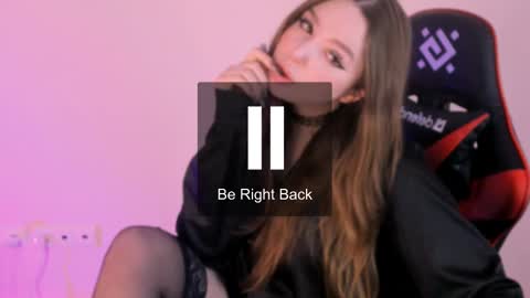 Snapshot of hazel_sullivan chatting on 03/11/25, 06:41 Hazel online show from 03/11/25, 06:41