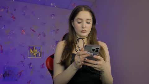 Hazel online show from 01/17/26, 12:10