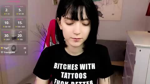 hazeltompson online show from 09/13/25, 03:01