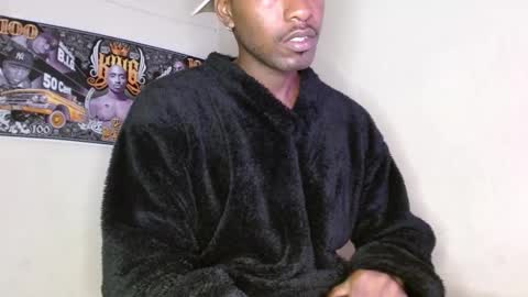 hazlan_420 online show from 10/23/25, 09:52