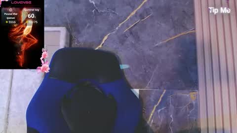 Snapshot of hazumi_tsu chatting on 02/25/26, 11:03 hazumi_tsu online show from 02/25/26, 11:03