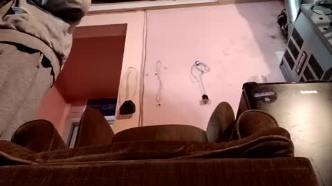 Snapshot of hbdj2164 chatting on 01/09/25, 04:17 hbdj2164 online show from 01/09/25, 04:17