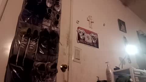 Snapshot of hbdj2164 chatting on 02/06/25, 09:00 hbdj2164 online show from 02/06/25, 09:00