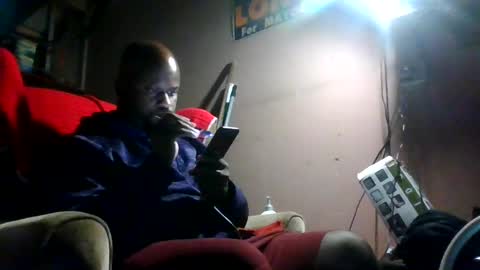 Snapshot of hbdj2164 chatting on 10/03/25, 07:16 hbdj2164 online show from 10/03/25, 07:16