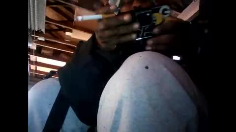 Snapshot of hbdj2164 chatting on 11/09/25, 05:00 hbdj2164 online show from 11/09/25, 05:00