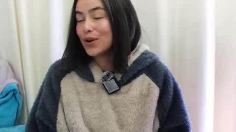 hearmymoans_18 online show from 02/11/26, 12:15