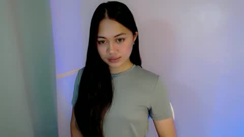 Snapshot of heart_of_asia chatting on 11/21/25, 08:40 Yoshin online show from 11/21/25, 08:40