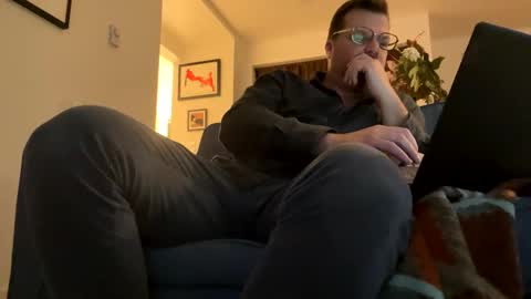 MT online show from 10/29/25, 12:35