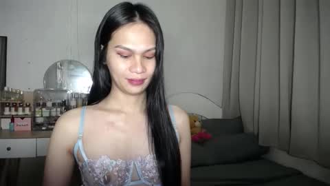 heather_bbyy online show from 09/11/25, 08:42