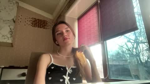 Lili online show from 03/28/26, 01:11