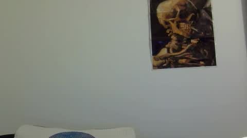 heatwavee online show from 04/17/26, 01:30