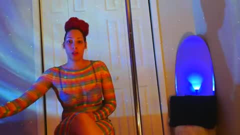 Snapshot of heavenllyy chatting on 01/10/25, 06:09 Heavenllyy online show from 01/10/25, 06:09