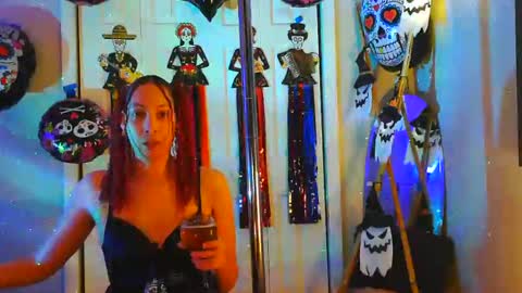 Snapshot of heavenllyy chatting on 11/01/25, 05:31 Heavenllyy online show from 11/01/25, 05:31