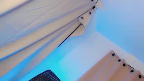 Snapshot of heavenly_abby chatting on 02/16/25, 07:16 heavenly_abby online show from 02/16/25, 07:16