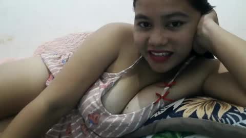 heavenlyeyes69 online show from 01/11/26, 09:36