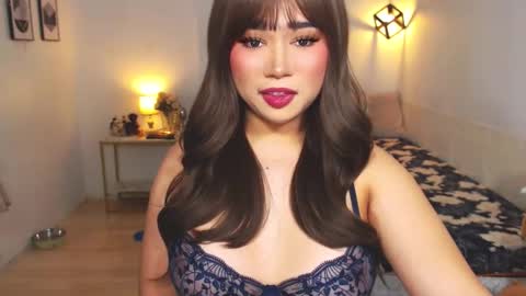 Snapshot of heavenlyyum chatting on 12/06/24, 06:48 Heaven online show from 12/06/24, 06:48