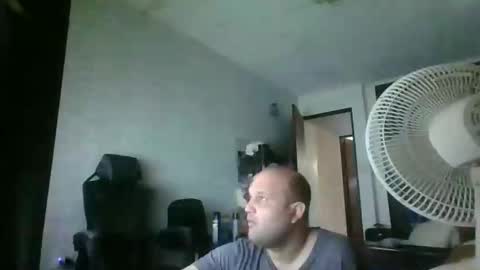 Heavy Rebell online show from 01/17/26, 06:44