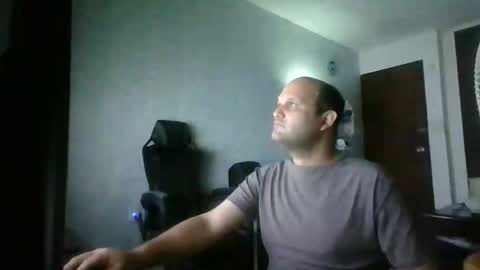 Heavy Rebell online show from 05/15/26, 07:15