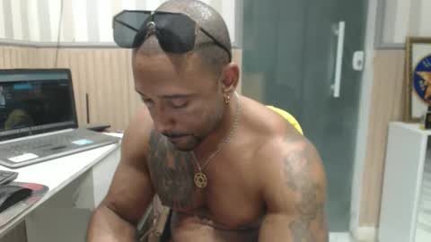 hebertgomes online show from 11/30/25, 09:52