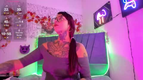 Hecate Queen online show from 10/27/25, 12:20