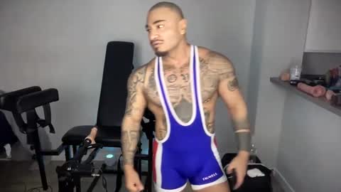 Snapshot of hectorramirezxxx chatting on 02/02/25, 09:30 LockedThug online show from 02/02/25, 09:30