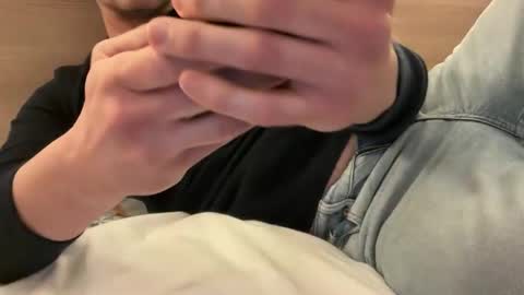 hedonistfr online show from 12/15/25, 04:11