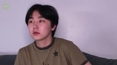 Snapshot of heejinwang chatting on 06/19/26, 04:28 HEEJIN online show from 06/19/26, 04:28
