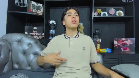 Snapshot of heellboy_ chatting on 11/09/25, 01:26 heellboy_ online show from 11/09/25, 01:26