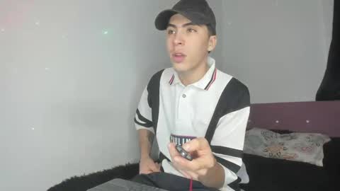 heellboy_ online show from 05/07/26, 06:30