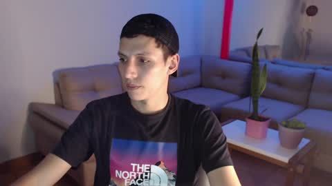 Snapshot of hefesto_69 chatting on 12/07/24, 01:03 hefesto_69 online show from 12/07/24, 01:03