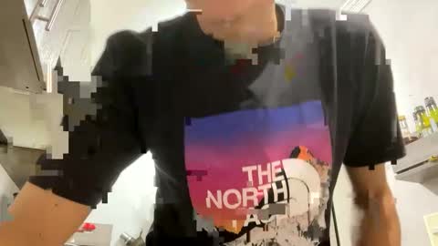 Snapshot of hefesto_69 chatting on 12/07/24, 06:15 hefesto_69 online show from 12/07/24, 06:15