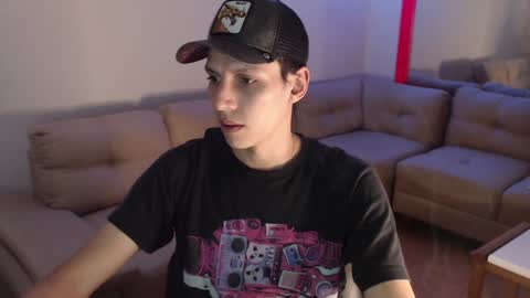 Snapshot of hefesto_69 chatting on 12/13/24, 10:34 hefesto_69 online show from 12/13/24, 10:34