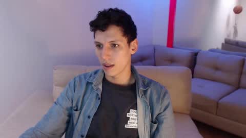 Snapshot of hefesto_69 chatting on 02/10/25, 09:47 hefesto_69 online show from 02/10/25, 09:47