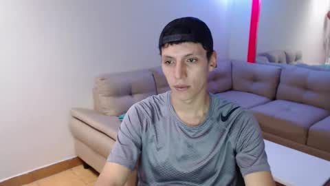 Snapshot of hefesto_69 chatting on 02/25/25, 09:02 hefesto_69 online show from 02/25/25, 09:02