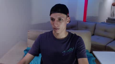 Snapshot of hefesto_69 chatting on 03/03/25, 10:10 hefesto_69 online show from 03/03/25, 10:10